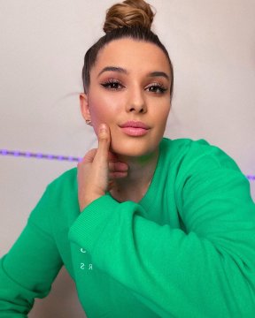 bewarewithAndrea de Tarragona,España